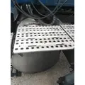 VOLVO VNL DECK (CATWALK) STEP thumbnail 1