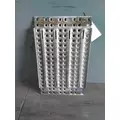VOLVO VNL DECK (CATWALK) STEP thumbnail 2