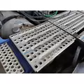 VOLVO VNL DECK (CATWALK) STEP thumbnail 1