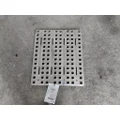 VOLVO VNL DECK (CATWALK) STEP thumbnail 2