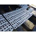 VOLVO VNL DECK (CATWALK) STEP thumbnail 1