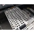VOLVO VNL DECK (CATWALK) STEP thumbnail 1