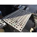 VOLVO VNL DECK (CATWALK) STEP thumbnail 1