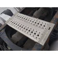 VOLVO VNL DECK (CATWALK) STEP thumbnail 1