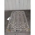 VOLVO VNL DECK (CATWALK) STEP thumbnail 2