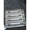 VOLVO VNL DECK (CATWALK) STEP thumbnail 3