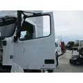 VOLVO VNL DOOR ASSEMBLY, FRONT thumbnail 3