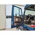 VOLVO VNL DOOR ASSEMBLY, FRONT thumbnail 2