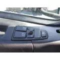 VOLVO VNL DOOR ASSEMBLY, FRONT thumbnail 4