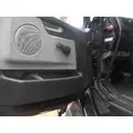 VOLVO VNL Door Assembly, Front thumbnail 2