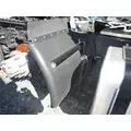 VOLVO VNL FENDER, QUARTERHALF REAR thumbnail 1