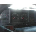 VOLVO VNL GAUGE CLUSTER thumbnail 1