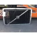 VOLVO VNL GRILLE thumbnail 1