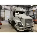 VOLVO VNL Grille thumbnail 1