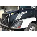 VOLVO VNL HOOD thumbnail 1