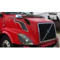 VOLVO VNL HOOD thumbnail 2