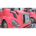 VOLVO VNL HOOD thumbnail 3