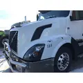 VOLVO VNL Hood thumbnail 3