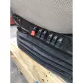 VOLVO VNL SEAT, FRONT thumbnail 4