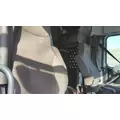 VOLVO VNL SEAT, FRONT thumbnail 3