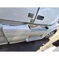 VOLVO VNL Side Fairing thumbnail 1