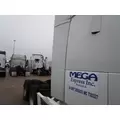 VOLVO VNL Sleeper Fairing thumbnail 1