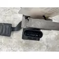 VOLVO VNL Throttle Pedal thumbnail 4