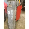 VOLVO VNL Valve Cover thumbnail 1