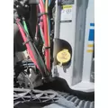 VOLVO VNL WINDSHIELD WASHER RESERVOIR thumbnail 1