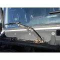 VOLVO VNL WINDSHIELD WIPER ARM thumbnail 1