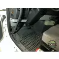 VOLVO VNM 8102 cab, complete thumbnail 4