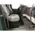 VOLVO VNM 8102 cab, complete thumbnail 7