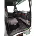 VOLVO VNM 8102 cab, complete thumbnail 4