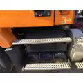 VOLVO VNM BATTERY BOX COVER thumbnail 1