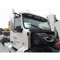 VOLVO VNM CAB thumbnail 2
