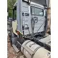 VOLVO VNM CAB thumbnail 3