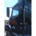 VOLVO VNM CAB thumbnail 4