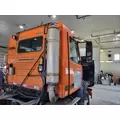 VOLVO VNM CAB thumbnail 3