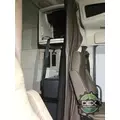 VOLVO VNM Cab thumbnail 13