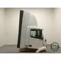 VOLVO VNM Cab thumbnail 3