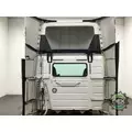 VOLVO VNM Cab thumbnail 3