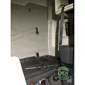 VOLVO VNM Cab thumbnail 14