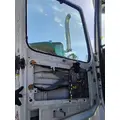 VOLVO VNM Cab thumbnail 7