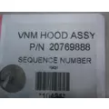 VOLVO VNM HOOD thumbnail 10