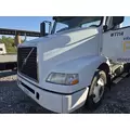 VOLVO VNM Hood thumbnail 3