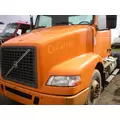 VOLVO VNM Hood thumbnail 3