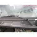 VOLVO VNM WINDSHIELD WIPER ARM thumbnail 1