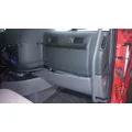 VOLVO VNR640 Cab thumbnail 13