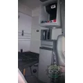 VOLVO VNR640 Cab thumbnail 15