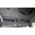 VOLVO VNR640 Cab thumbnail 19
